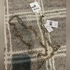Michael Kors gold chain belt 💛✨